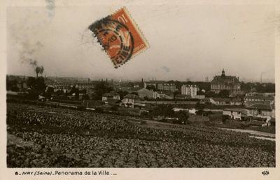 Ivry, panorama de la ville depuis le plateau, 1917. Archives municipales d'Ivry-sur-Seine © Éditions Rose.